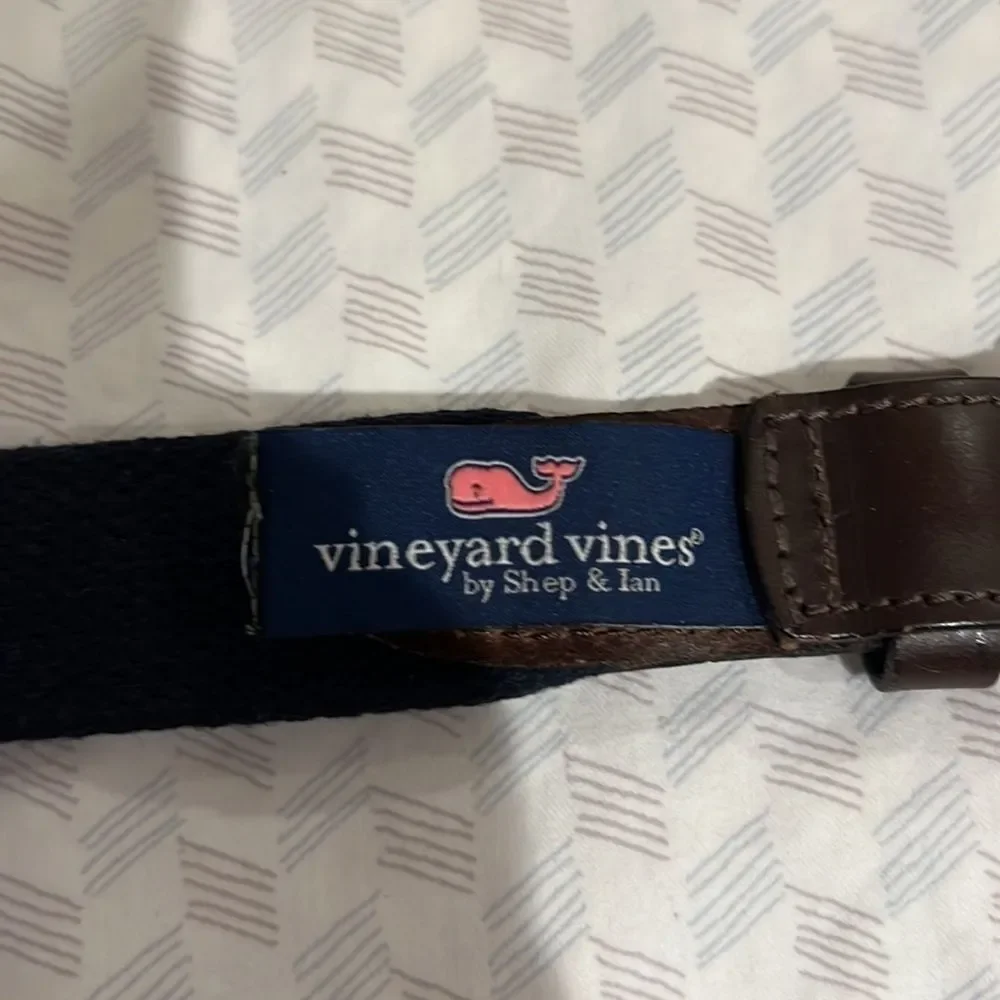Vineyard Vines belt